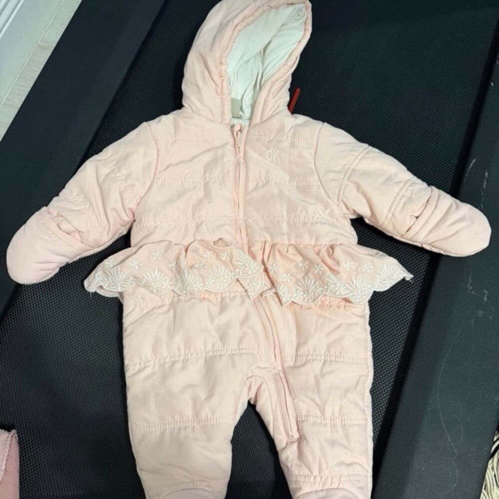Calvin Klein Baby Girls Pink Hooded Puffer Bunting Snowsuit 3-6 Months